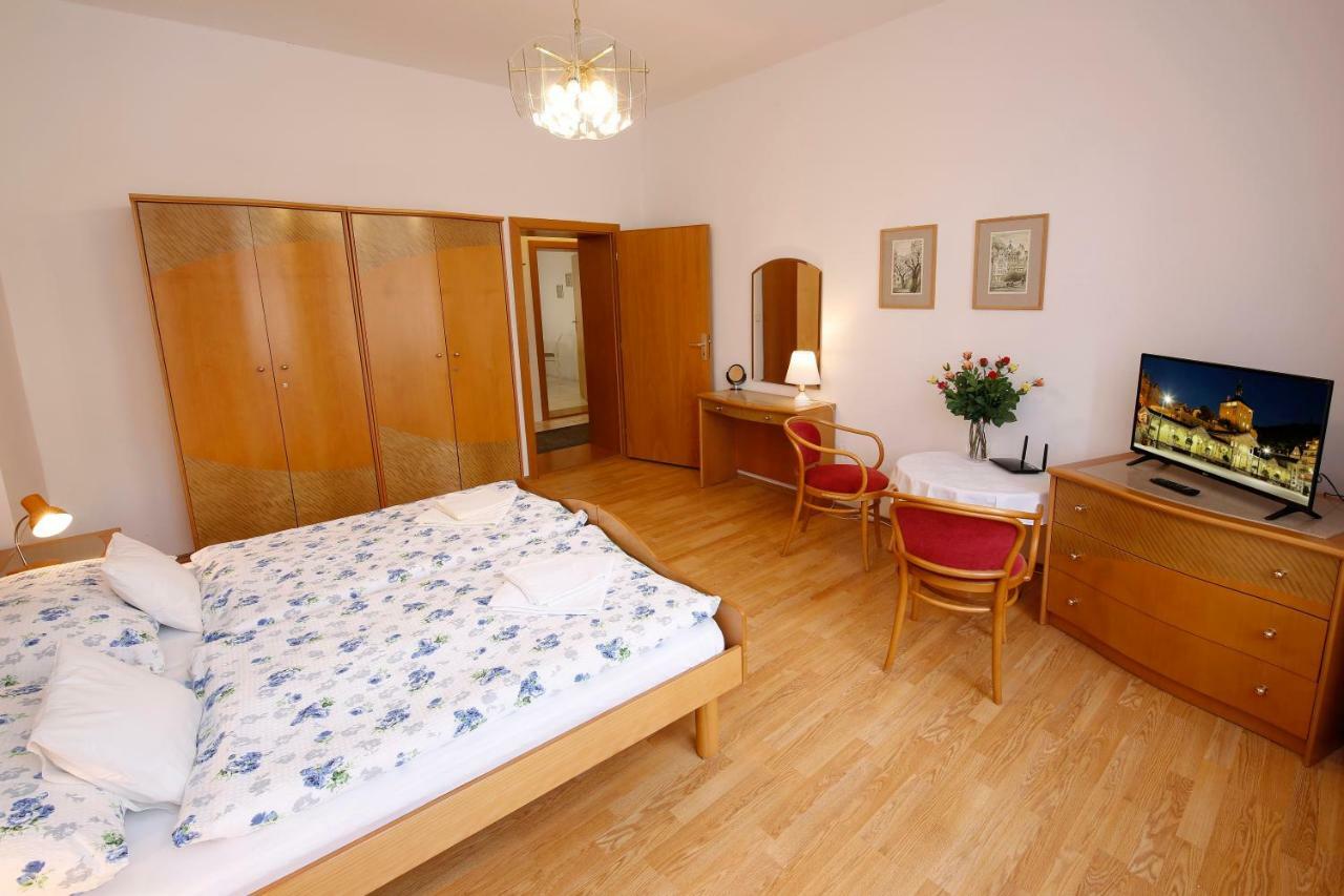 Apartman Moravska Κάρλοβι Βάρι Εξωτερικό φωτογραφία